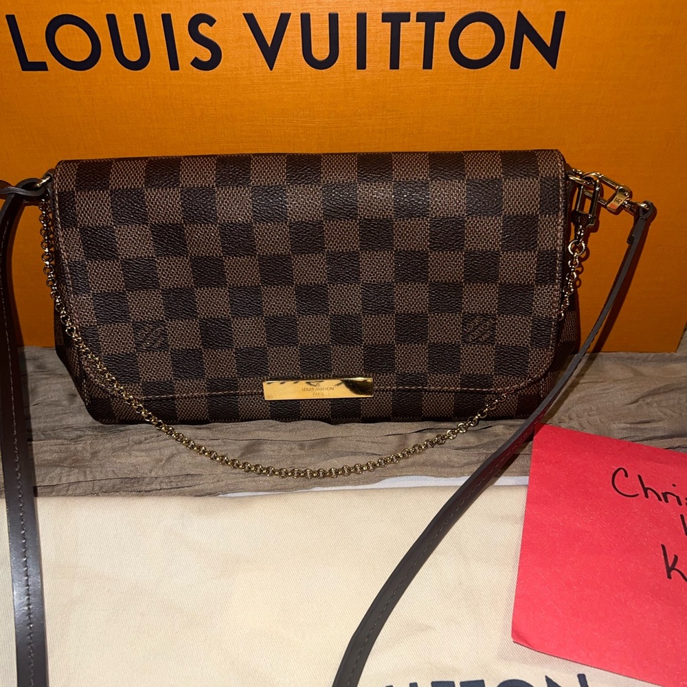 Louis Vuitton Favorite MM Damier Ebene with red interior❤️